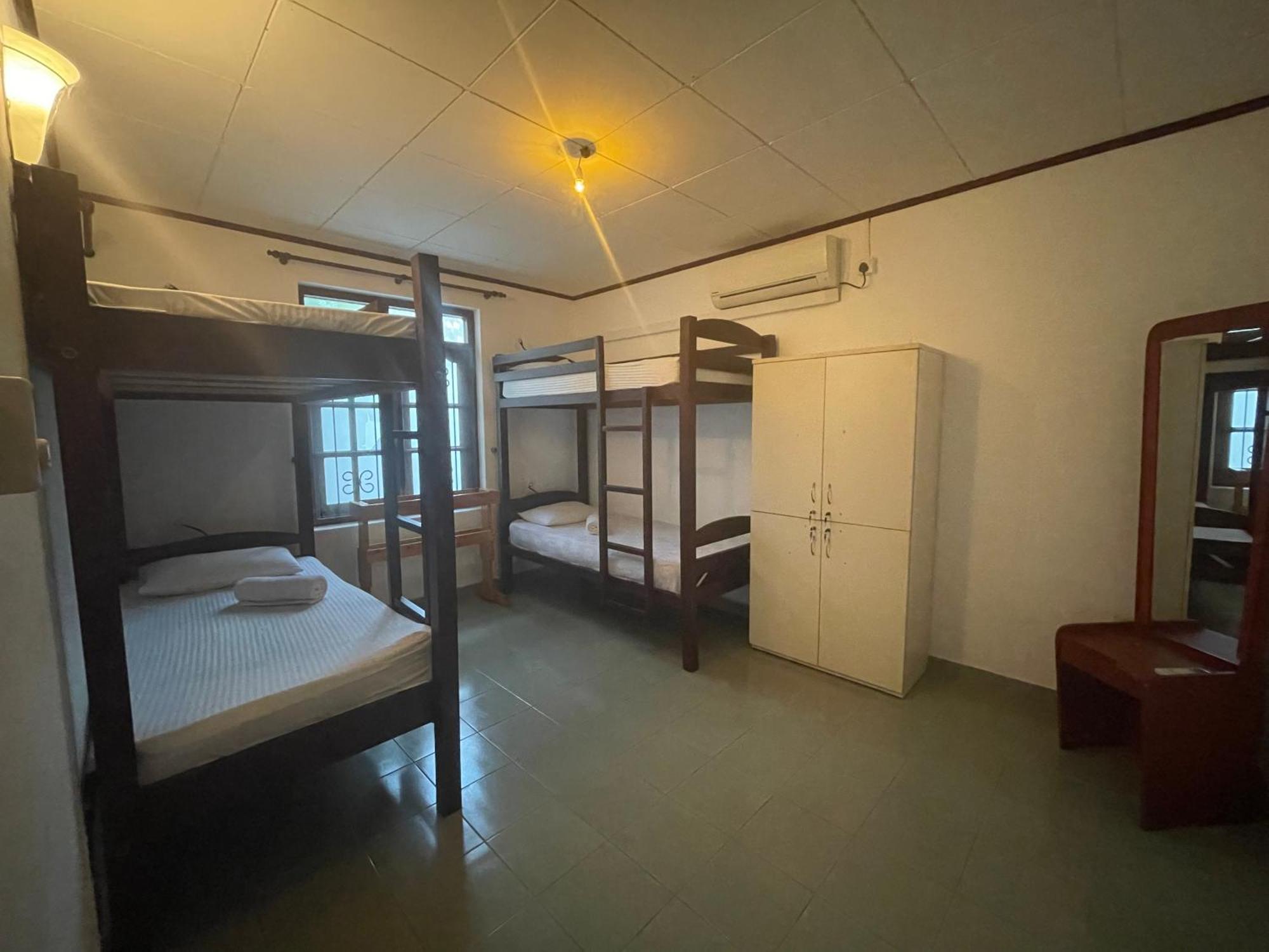 Sky Hostel ネゴンボ エクステリア 写真